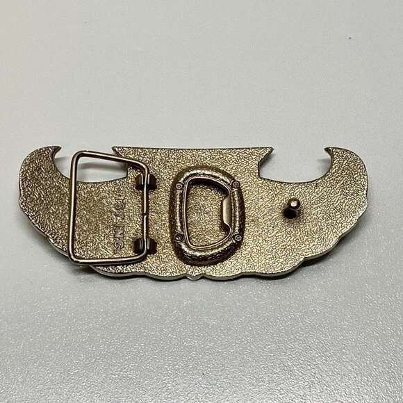 Cadillac 187 INC. Belt Buckle Bottle Opener Tool 5” Chrome Black Winged Logo Vtg - Picture 8 of 14